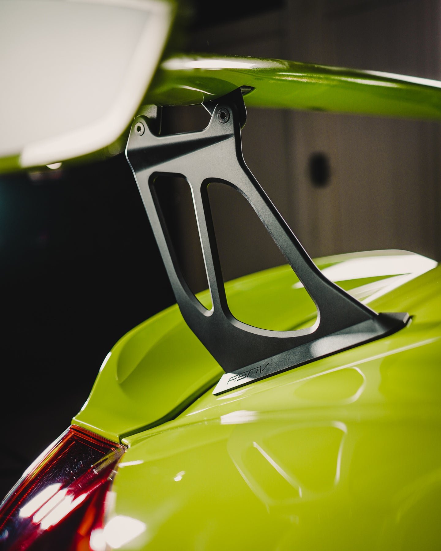 Gt4 Wing Riser Inch GT4 Wing Risers by RSNV - For 981 and 718 Porsche GT4
