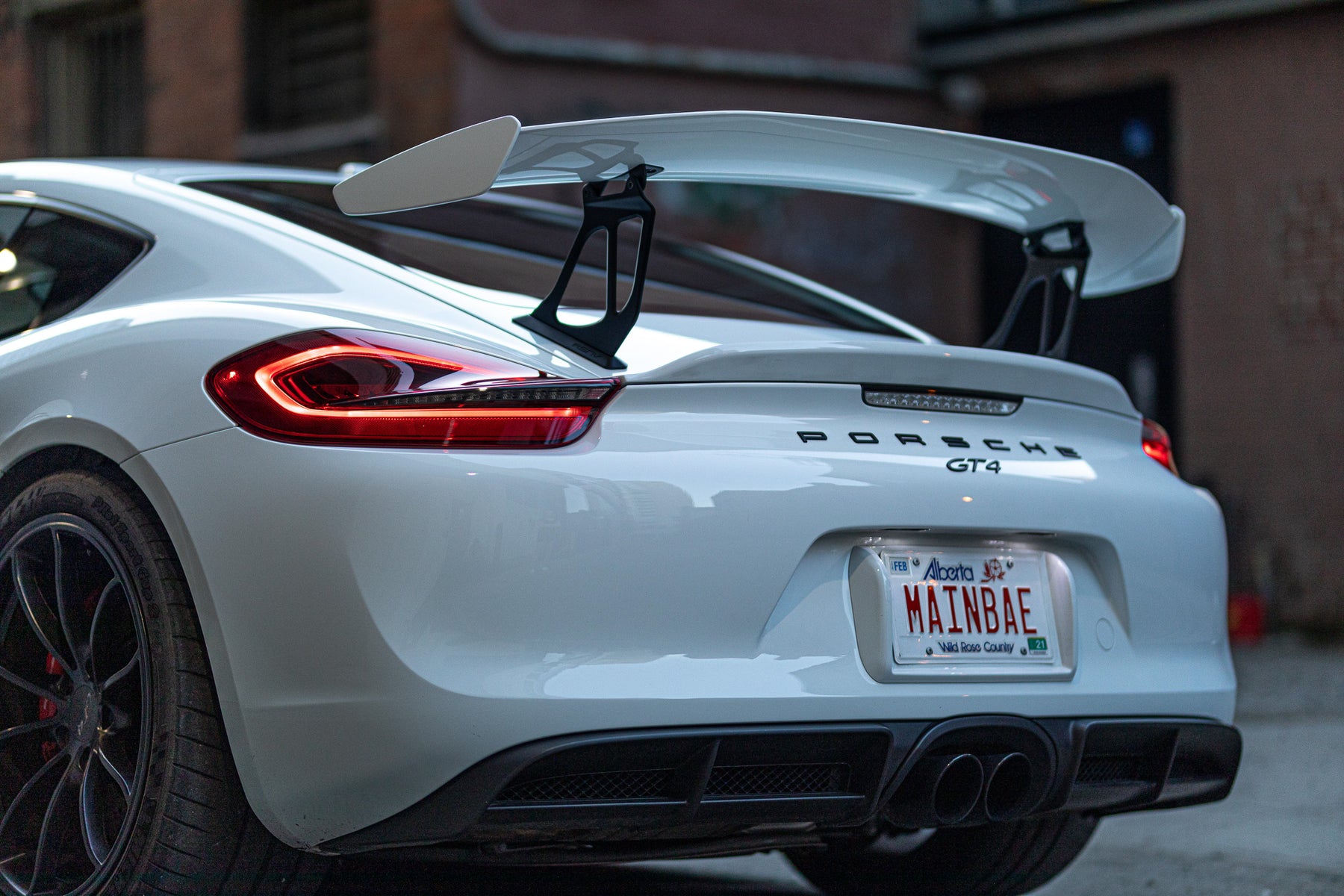 GT4 Wing Risers by RSNV - For 981 and 718 Porsche GT4